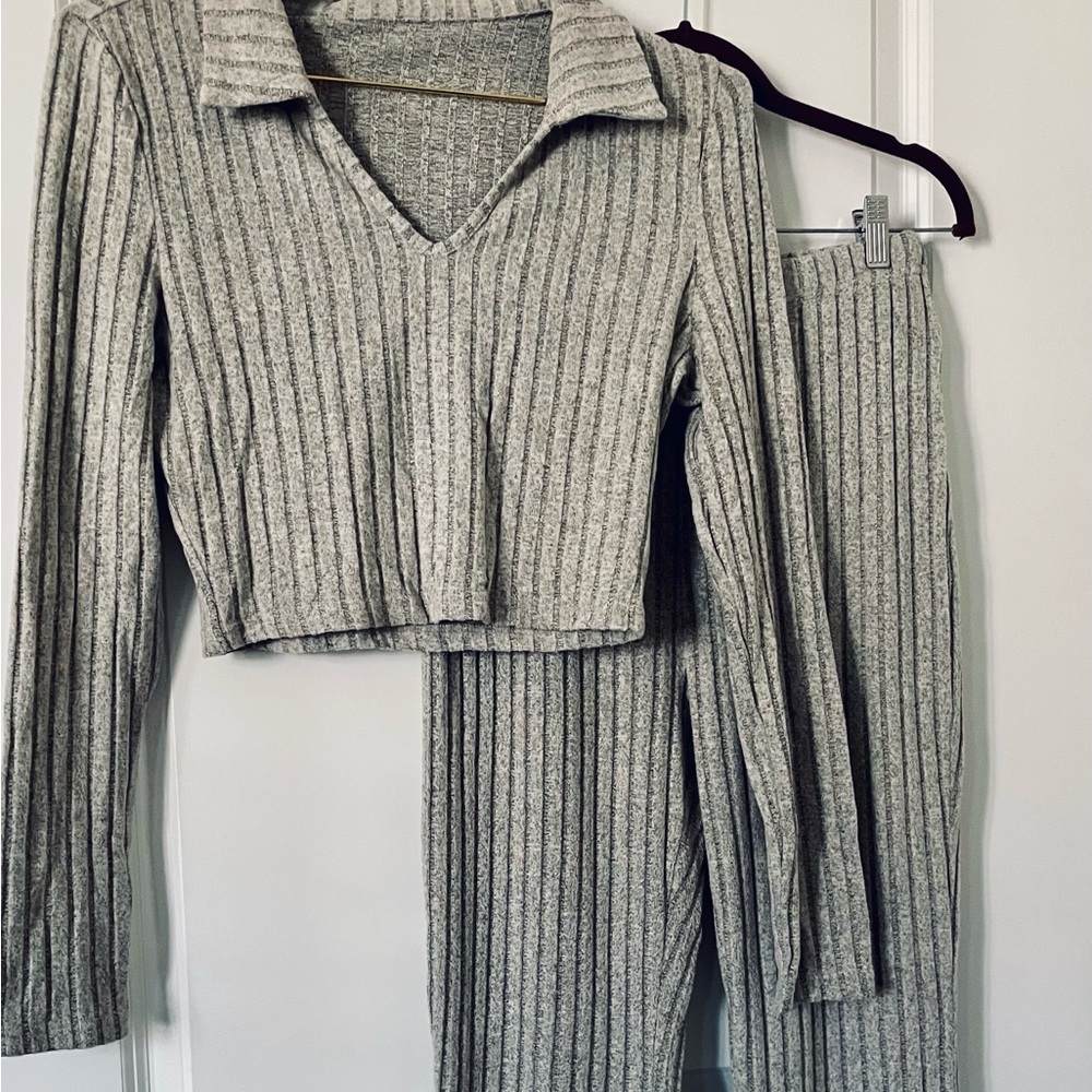 Gray Ribbed Knit Sweater and Pants Set